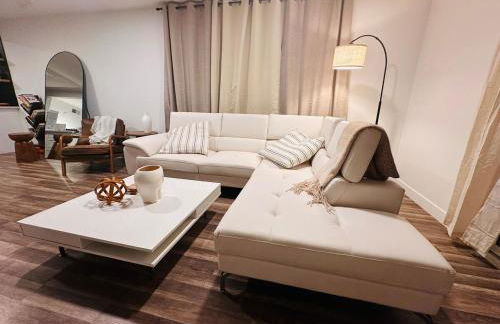 Stunning Oasis with Pool by Disneyland and Knotts - Foto 27