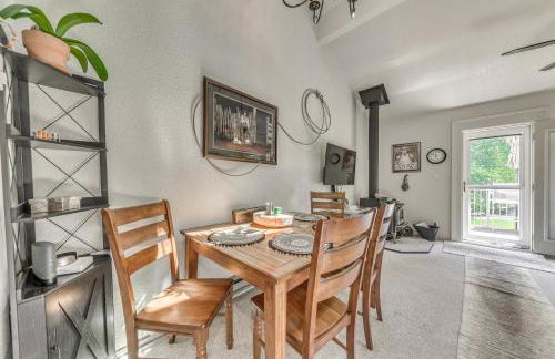 Cloudcroft Townhome on Golf Course with Deck! - Foto 5