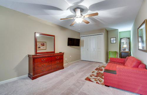 Pool Table and Patio Cozy Lawrenceville Apt - Foto 16