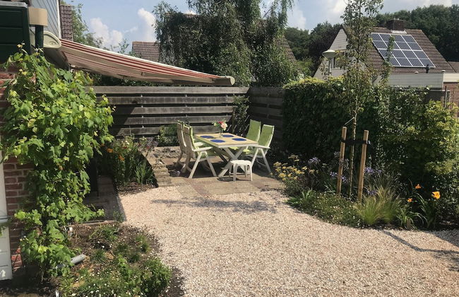 Chic Holiday Home in Noordwijkerhout near Lake - Photo 21