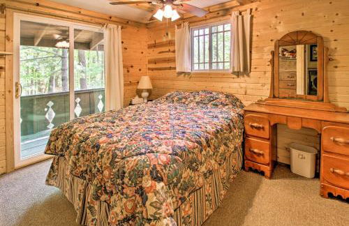 Lakefront Cumberland Cabin with Dock and Fire Pit! - Foto 17