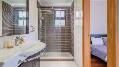 Country Escape - Photo 2