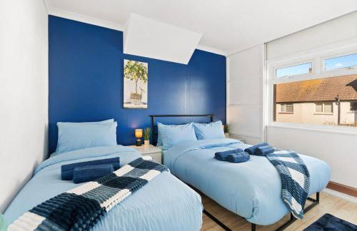 LARGE HOUSE with FREE PARKING - Foto 5