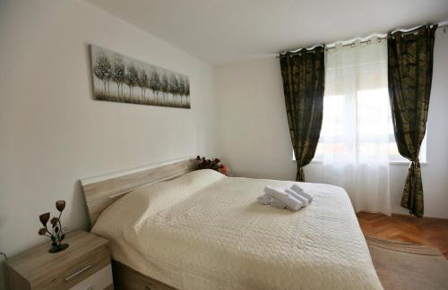 New studio apartman Emda u centru Splita - Photo 28