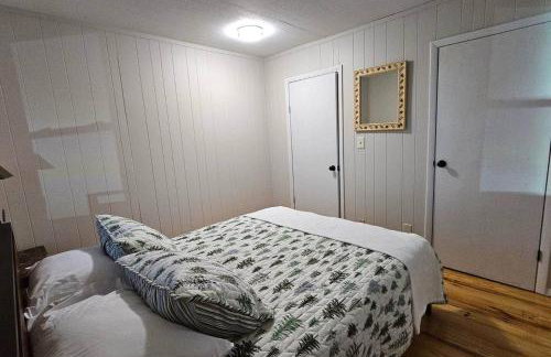 Fire Pit Cabin Retreat - Sleeps 6 - 1hr from STL - Foto 11