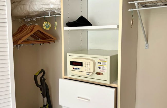 NEW Amazing Large 3BR Direct Oceanfront Penthouse On Ocean Drive - Foto 42