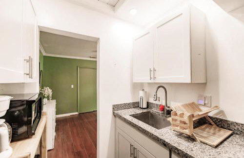 Uhost AI - Updated 1B1B Hideaway - Sleeps 3 - Foto 10