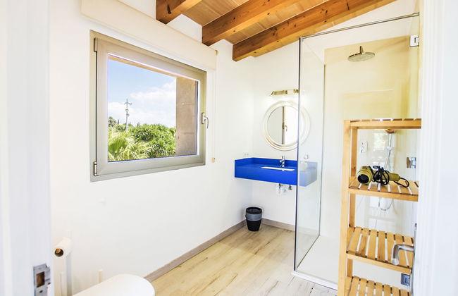 4 bedroom House in Maria de la Salut with private pool and garden - Photo 16