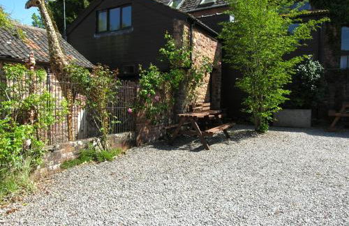 Duddings Country Cottages - Photo 22