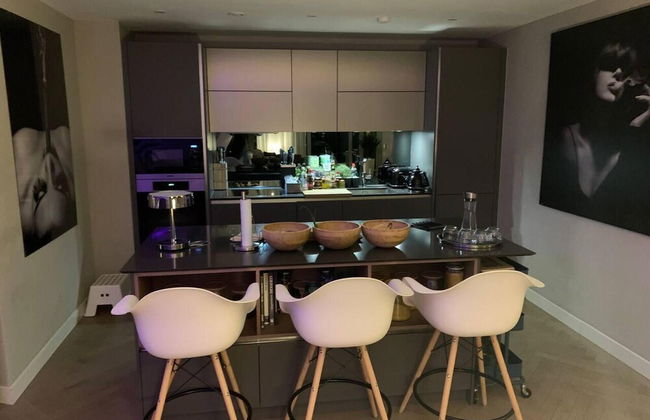 Charming 2-bed Apartment in London - Foto 9