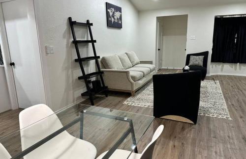 Newly Updated Cozy Home - Foto 12