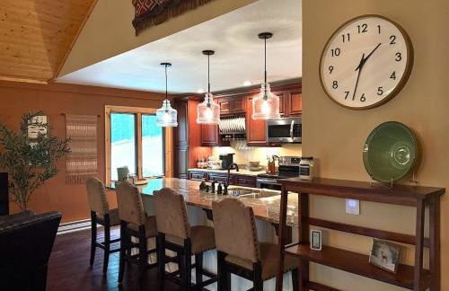 Tree Top Mountain Lodge - Photo 6