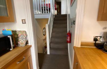 Deluxe Three Bed BnB in Henley-on-Thames near Station River & Town Centre - Foto 22