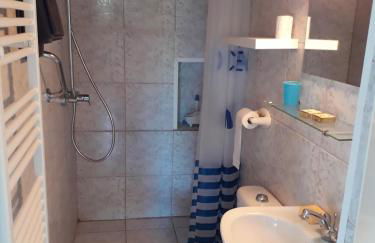 Studio meublé 2 pièces jardin piscine - Foto 7