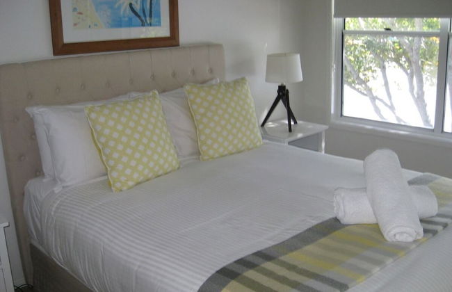 Noosa Entrance Waterfront Resort - Photo 24