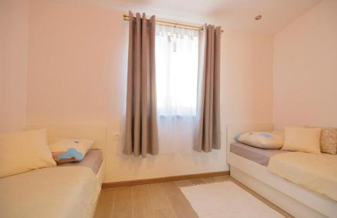 Beautiful Home In Krivodol With Wifi - Foto 17