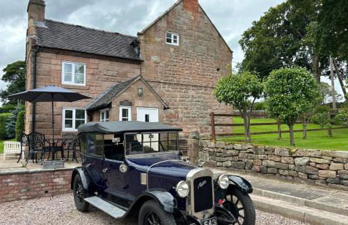 Farmhouse-Sleeps 5-Near Alton Towers Peak Dist - Foto 1