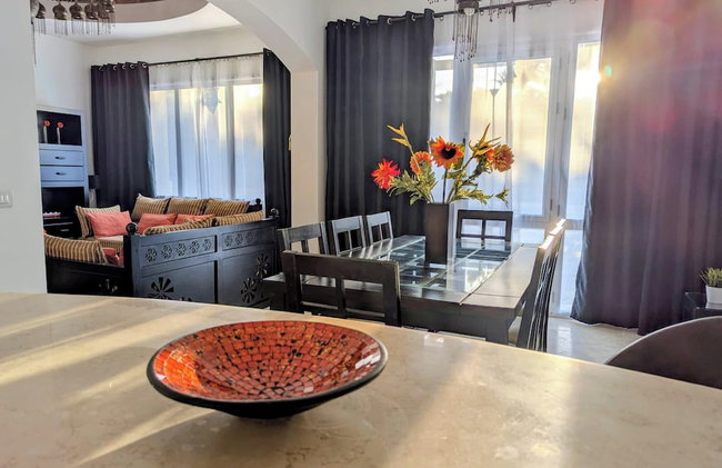 Villa Sleeps 6 With Heated Pool & Garden - Foto 22