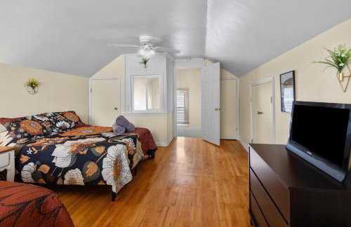 Game House in Royal Oak with Tiki Hut Dog Friendly - Foto 37