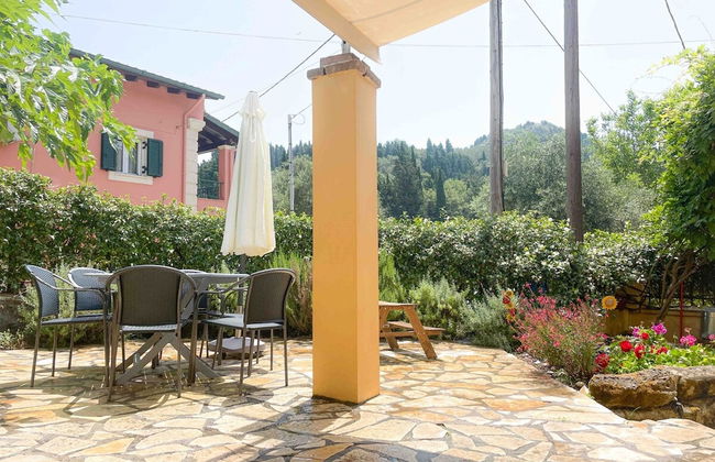 Ourano -gastouri Village Center - Foto 3