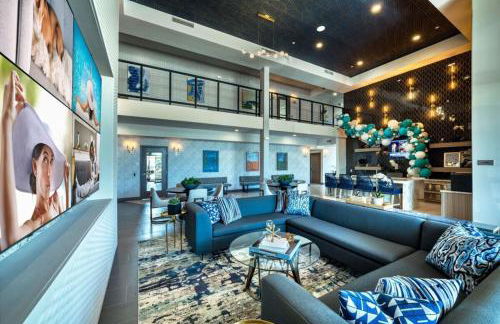 Stunning Westgate CozySuites by stadium with pool 8 - Foto 23