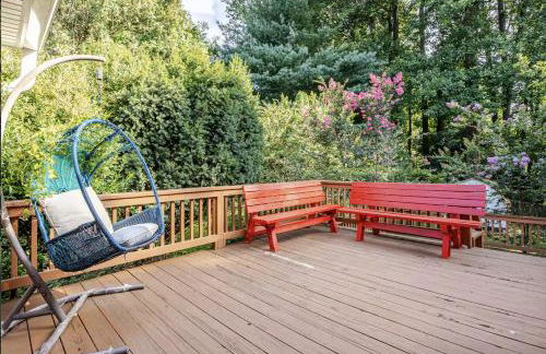 3BR Home - Free Parking-WiFi Kitchen Laundry-Kids Friendly-Near DC & Downtown & Metro-Patio & Deck - Foto 10