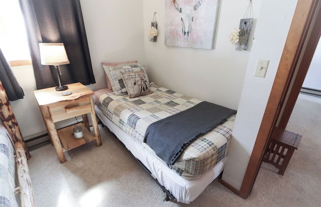 Lookout Lodge An Extraordinary Escape for 10! - Photo 8