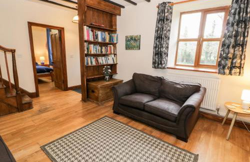 Ddol Helyg Farmhouse - Photo 6