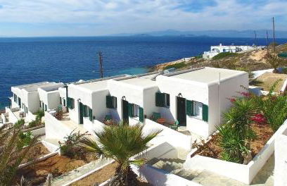 Pahivouni Studios & Suites - Photo 20