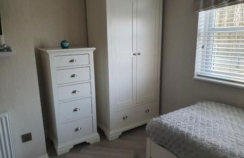 Routh 2-Bed Luxury Lodge Hot Tub & Lake View - Foto 30