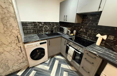 Lux Style Homes -1 BED APARTMENT close to City Centre - Free WIFI - Free Parking - Smart TV - Full Kitchen - Self Check In - Foto 20