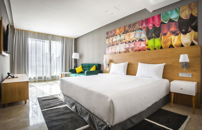 Mid Town Hotel Casablanca - Photo 3