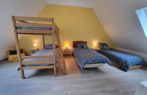 Gîte Ciel - 1-8 pers, au calme, à 20 mins du Puy-de-Dôme, Vulcania et le volcan de Lemptégy - Foto 16