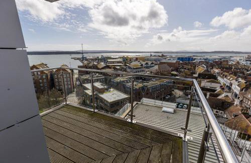 A Wave From It All - Extensive Harbour Views from Wrap-Around Balcony - Foto 12