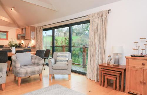 Courtyard Cottage - Photo 5