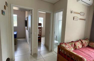 Rubi - 150m Praia das Toninhas Com Ar Condicionado - Foto 8