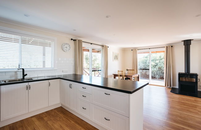 Owen's Hideaway by the BNB Collection - Photo 12