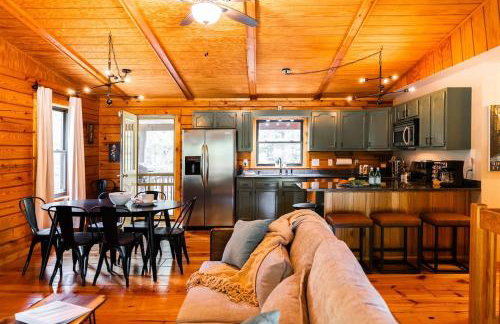 Havenbrook-Hocking Hills Luxury, 10 Acres, Hot Tub - Foto 31