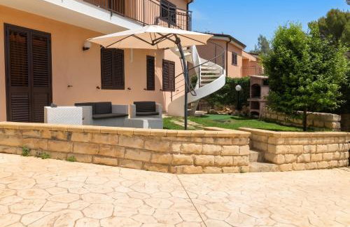 Charming apartment in Lido di Noto with fenced garden - Foto 5