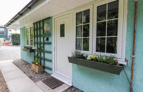 Honeysuckle Cottage - Photo 1