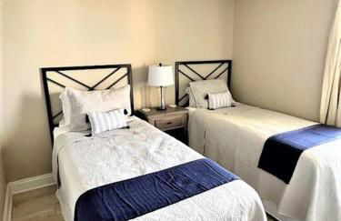 Beachfront Retreat- "The Getaway" - Foto 10