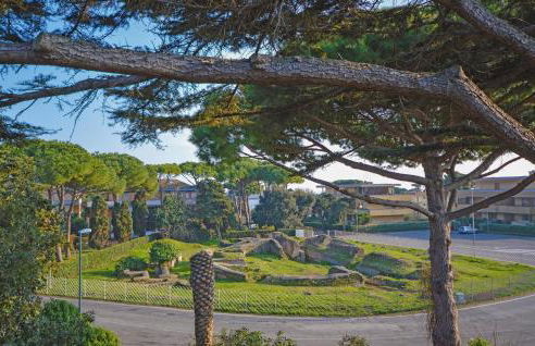 Gorgeous Apartment In Marina Di Ardea - Foto 5