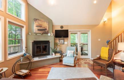 Bear Trail Chalet by Avantstay Retreat w/ Outdoor Living Deck & Fire Pit - Foto 109