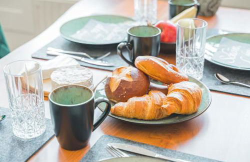 Krone - ES Bhf - 2Zi & 90m2 & 6xPrs - Balkon - 65"TV & Netflix - Foto 4