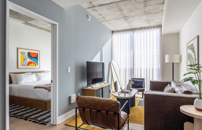 Sleeps 34! 11 Condos in New Austin High Rise w/ Rooftop Pool, Gym, Yoga Studio - Foto 18