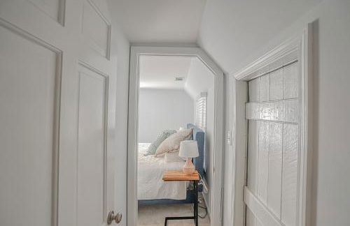 Sea Glass Cottage on Duke - Three Bedrooms Downtown Beaufort - Photo 27