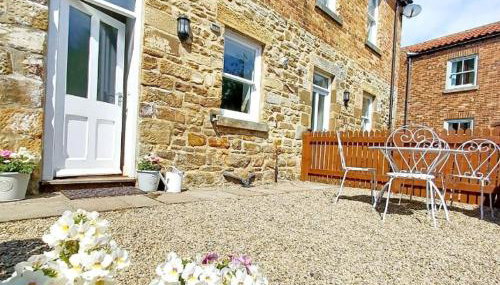 Serendipity cottage - Photo 1, Garden view