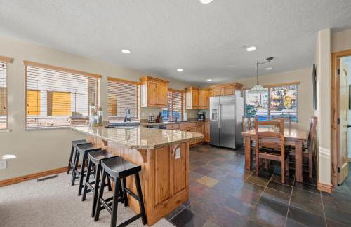 Altitude Adjustment with Resort Amenities MH1312 - Foto 12