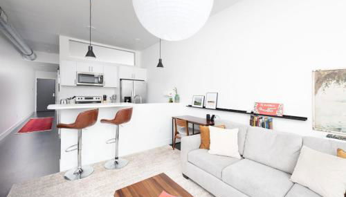 Modern 1BR Apt with Rooftop, Gym, and Parking - Foto 4