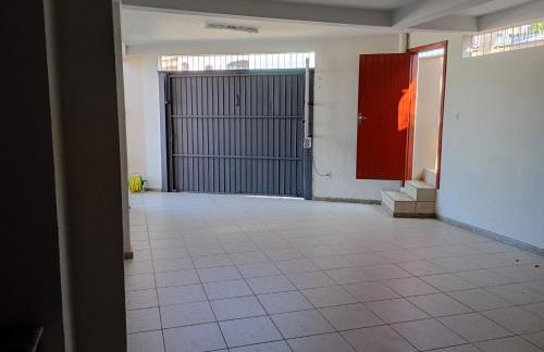 Casa 4 Quartos garagem 3 carros, churrasqueira e ar condicionado, - Foto 6